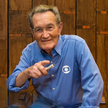 O jornalista Léo Batista morreu aos 92 anos Imagem: Estevam Avellar/Globo.