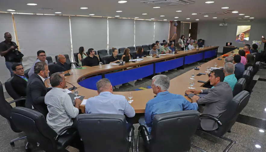 No encontro, ficou estabelecido que o Governo do Tocantins vai atuar para providenciar a travessia de pessoas de forma gratuita entre os dois municípios - Foto: Adilvan Nogueira/Governo do Tocantins